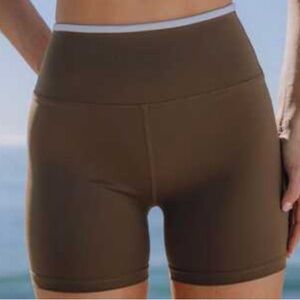 Daily Drills High-Waist Bike Shorts — Brown